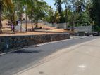 ගාල්ල කරාපිටියෙන් බිම් කොටස්