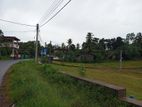 ගාලු පාරට ලගින් ඉඩමක් - Kalutara