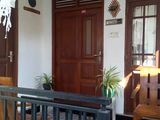ගැහැනු ලමයි සඳහා කාමර පහසුකම් -කඩුවෙල