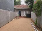 Galle Road Facing / 25 Perch House For Sale in Kalutara