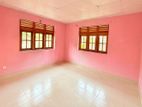 Gampaha Asgiriya Anicut road single story house for sale close to town