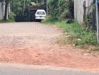 Gampaha, Mudungoda - Square Shaped Bare Land for Sale