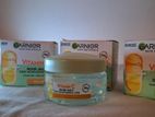 Garnier Vitamin C Glow Jelly