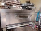 Gas Oven with Plates