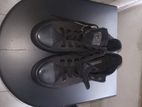 Gents or boys all star converse shoes