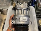 Genuine Land Rover Discovery 4 2015 AC compressor