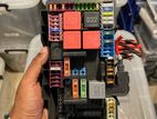 Genuine Mercedes C Class C180 C200 fuse box