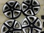 Genuine Toyota Prius 17-inch alloy wheel from the 4th generation