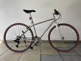 Giant Escape R3 Hybrid Bicycle