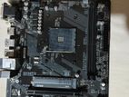 Gigabyte A320 Motherboard