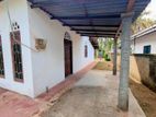 ගිරිඋල්ලට ඇවිදින දුරින් පර්වස් 15 නිවසක්