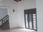 ගම්පහ දෙමහල් නිවසක් විකිනීමට