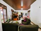 🏡✨ ගම්පහ නගරයට ඉතා ආසන්නයෙන් නිවසක් / KM 9539