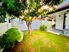 Good Condition An Upstairs Best House For Sale In Negombo Daluwakotuwa