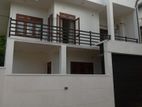 Good Condition House Sale Athurugiriya
