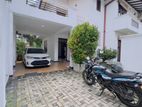 Good Condition Luxury House Sale Athurugiriya