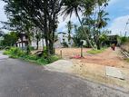 GRATE LOCATION LAND SALE IN NUGEGODA DELKANDA JUNCTION .