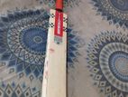 Gray Nicolls Bat