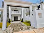 Great View Modern Design 4 Bed Rooms Luxury House For Sale Negombo