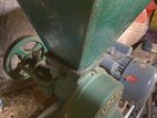 Grinding mill machine