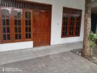 Ground Floor House for Rent in Close to Galwihara Road