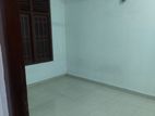 Ground floor house for rent in Rathmalana