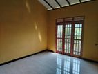 Ground floor house for rent in suwarapola