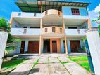 Guest House for sale in Panadura with furniture