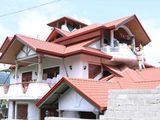 Gutter Fixing/අමානෝ වැහිපීලි