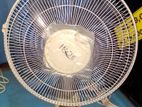 Hachi Table Fan