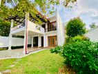 HAS201 - Luxury House for Sale in Piliyandala