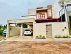 HAS208 - Luxury Quality Valuable House for Sale in Piliyandala