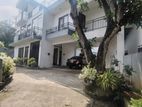 (HCS004) Luxury House for Sale in Enderamulla