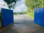 හදපාන්ගොඩ මාවක් ඔයට මුහුණ ලා සුන්දර බිම් කොටසක්
