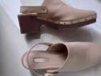 UK 8 Heels