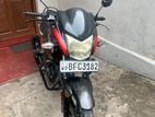 Hero Hunk 150R Black 2017