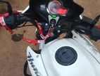 Hero Hunk 160R 2015
