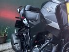 Hero Hunk 160R 2025