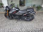 Hero Hunk 160R 4V 2025