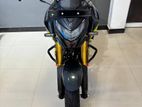 Hero Hunk 160R 4V 2026