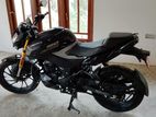Hero Hunk 160R 4V 2026