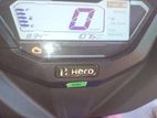 Hero XOOM 125R 2026