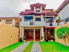 high-level facing House for sale in boralasgamuwa