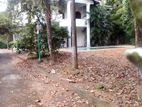Highlevel rd closer land for sale in kirulapone