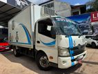 Hino Dutro 14.5FT Freezer 2008