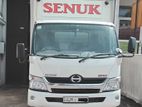 Hino Dutro 2016
