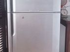 Hitachi 400-liter refrigerator