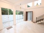 HL39025 - 7.8 Perches Modern House for Sale in Ja-Ela