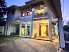 HL39092 - 04 Bedroom House for Rent in Nugegoda