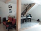 HL40303 - 17 Perches House for Sale in Colombo 05